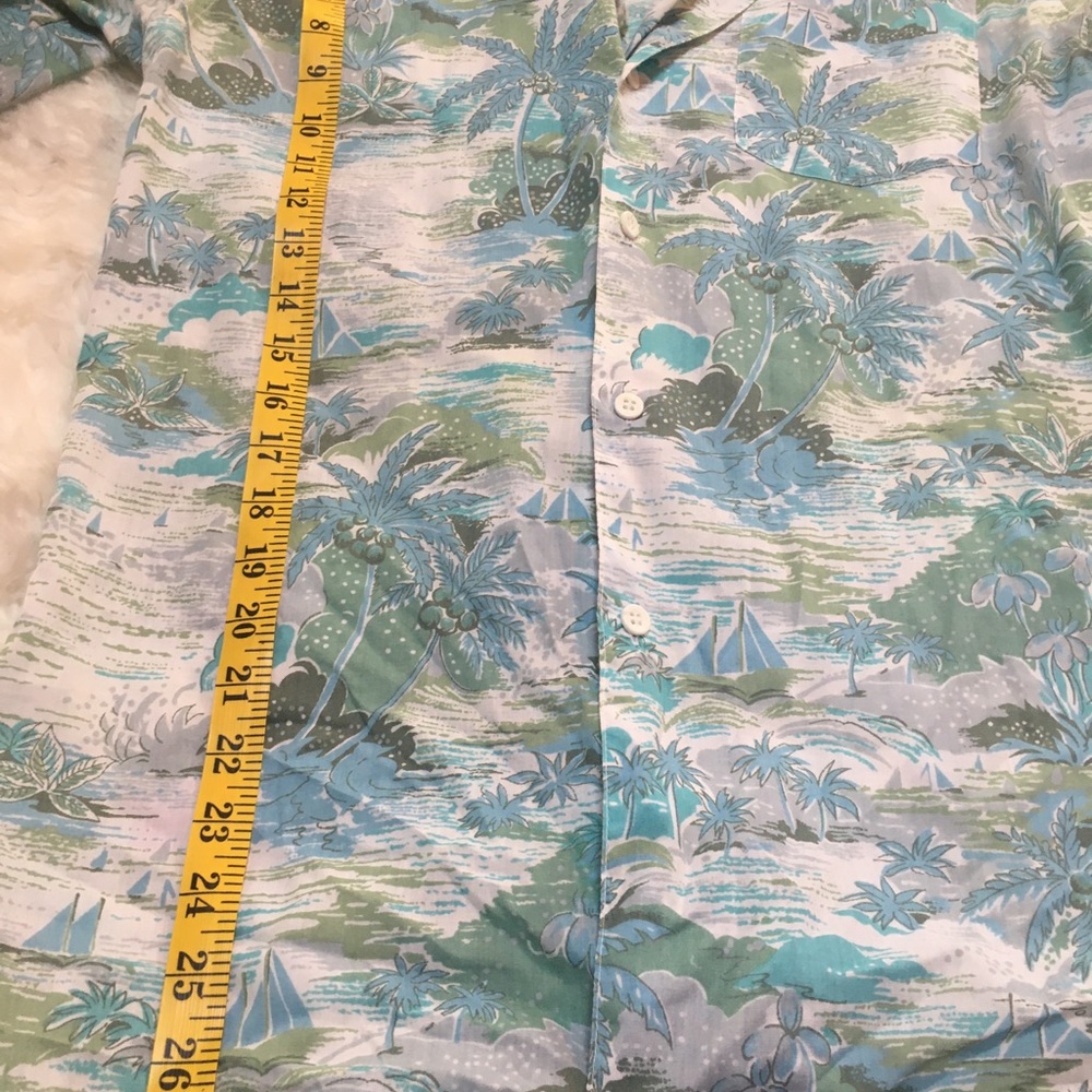 Vintage Hawaiian button up shirt size small - Picture 4 of 6